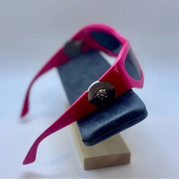 AUTHENTIC Versace Cat Eye Bold Pink 60mm Sunglasses! NEW!!! ☀️🕶️💖 - Picture 7 of 11